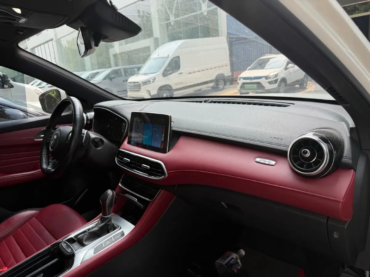 2018 MG HS 2.0T 231HP L4 6DCT,autocango,china used car exporter,china ev exporter,chinese used car exporter,chinese used ev exporter