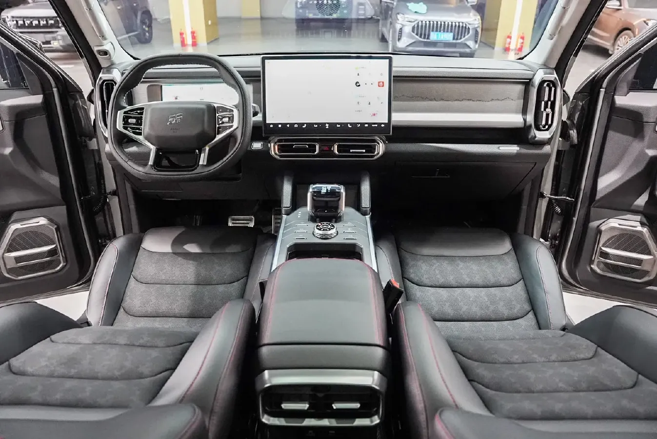 2025 Jetour ShanHai TravellerC-DM 1.5T 156HP L4 3DHT PHEV,autocango,china used car exporter,china ev exporter,chinese used car exporter,chinese used ev exporter