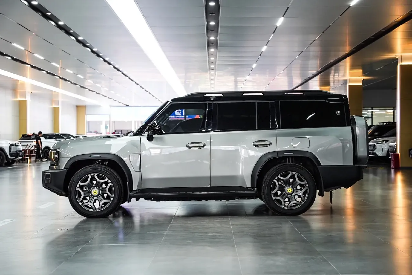 2025 Jetour ShanHai TravellerC-DM 1.5T 156HP L4 3DHT PHEV,autocango,china used car exporter,china ev exporter,chinese used car exporter,chinese used ev exporter