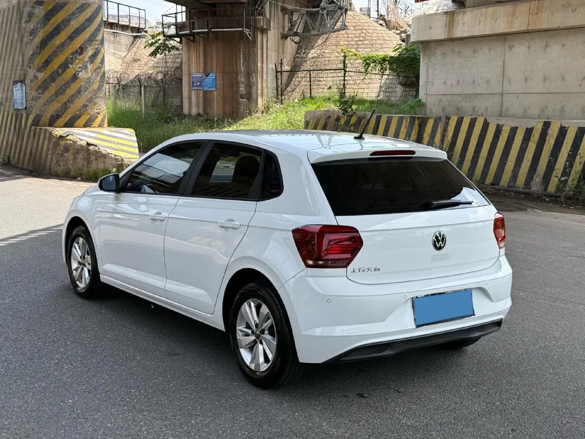 2023 Volkswagen Polo 1.5L 113HP L4 6AT,autocango,china used car exporter,china ev exporter,chinese used car exporter,chinese used ev exporter