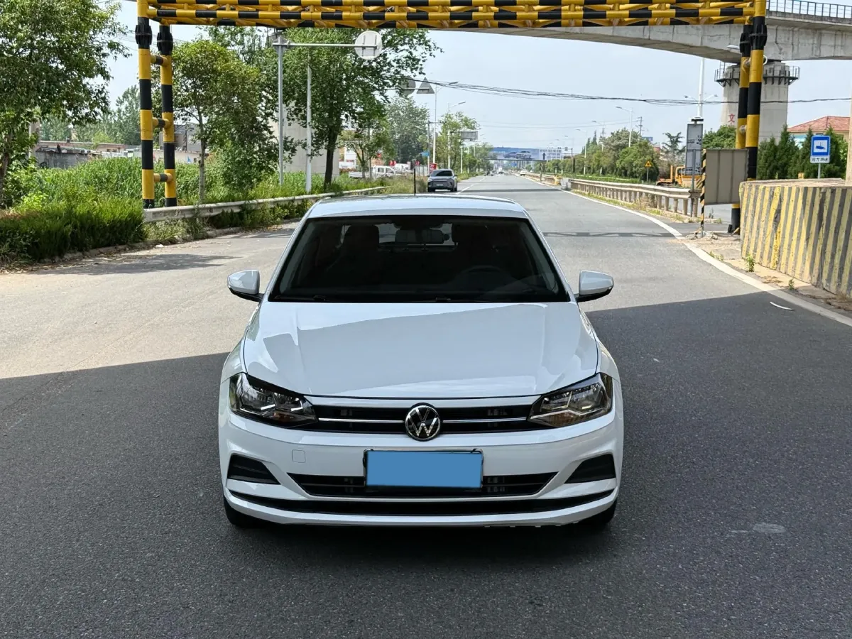 2023 Volkswagen Polo 1.5L 113HP L4 6AT,autocango,china used car exporter,china ev exporter,chinese used car exporter,chinese used ev exporter