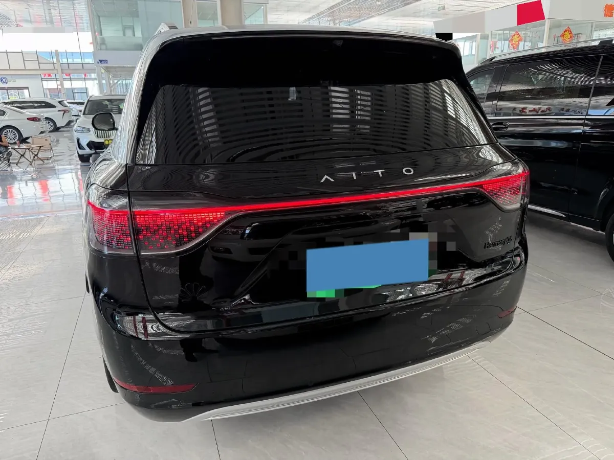 2024 AITO AITO M9 1.5T 152HP L4 REEV 42KWH,autocango,china used car exporter,china ev exporter,chinese used car exporter,chinese used ev exporter