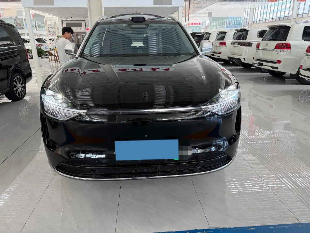 2024 AITO AITO M9 1.5T 152HP L4 REEV 42KWH,autocango,china used car exporter,china ev exporter,chinese used car exporter,chinese used ev exporter