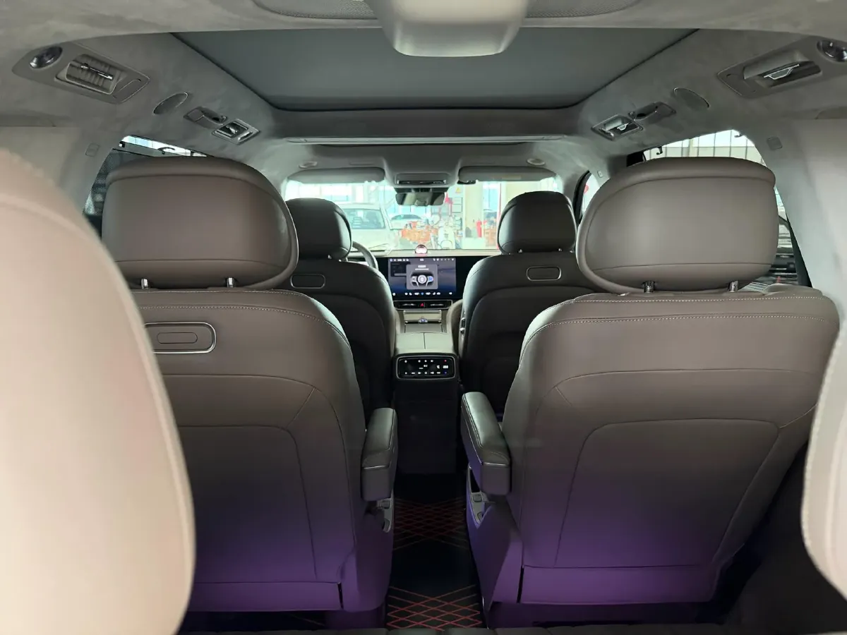 2024 AITO AITO M9 1.5T 152HP L4 REEV 42KWH,autocango,china used car exporter,china ev exporter,chinese used car exporter,chinese used ev exporter