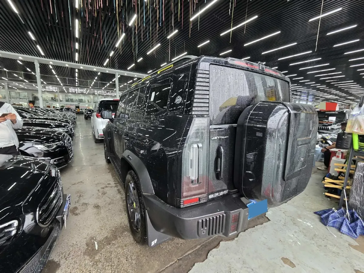 2024 Jetour Traveller 2.0T 254HP L4 7DCT,autocango,china used car exporter,china ev exporter,chinese used car exporter,chinese used ev exporter