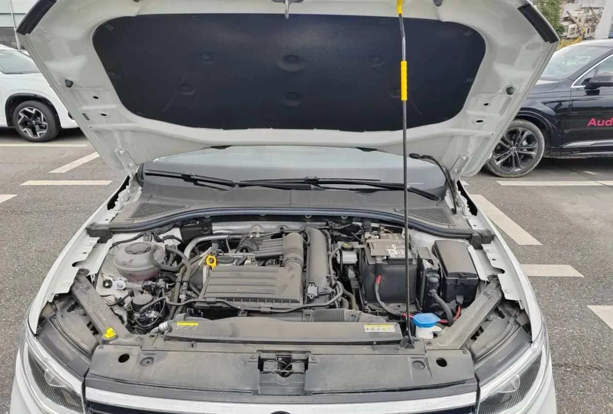 2024 Volkswagen Bora 1.2T 116HP L4 7DCT,autocango,china used car exporter,china ev exporter,chinese used car exporter,chinese used ev exporter