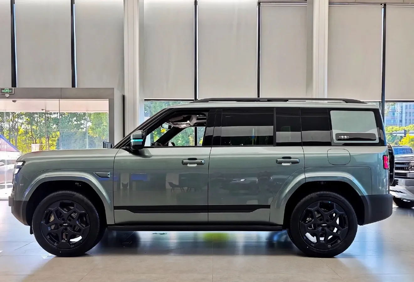 2025 FangChengBao Tai 7 1.5T 156HP L4 E-CVT PHEV,autocango,china used car exporter,china ev exporter,chinese used car exporter,chinese used ev exporter