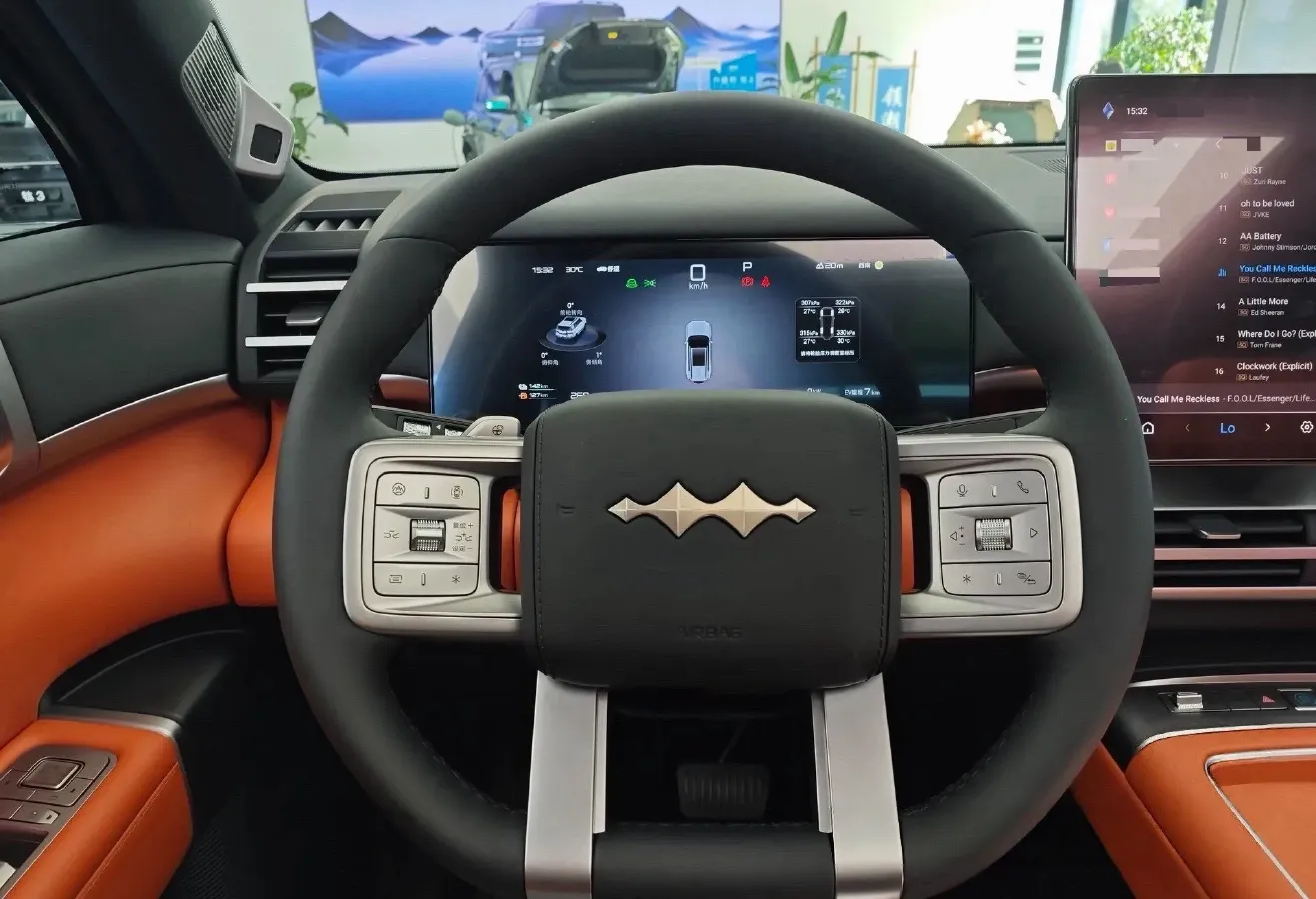 2025 FangChengBao Tai 7 1.5T 156HP L4 E-CVT PHEV,autocango,china used car exporter,china ev exporter,chinese used car exporter,chinese used ev exporter