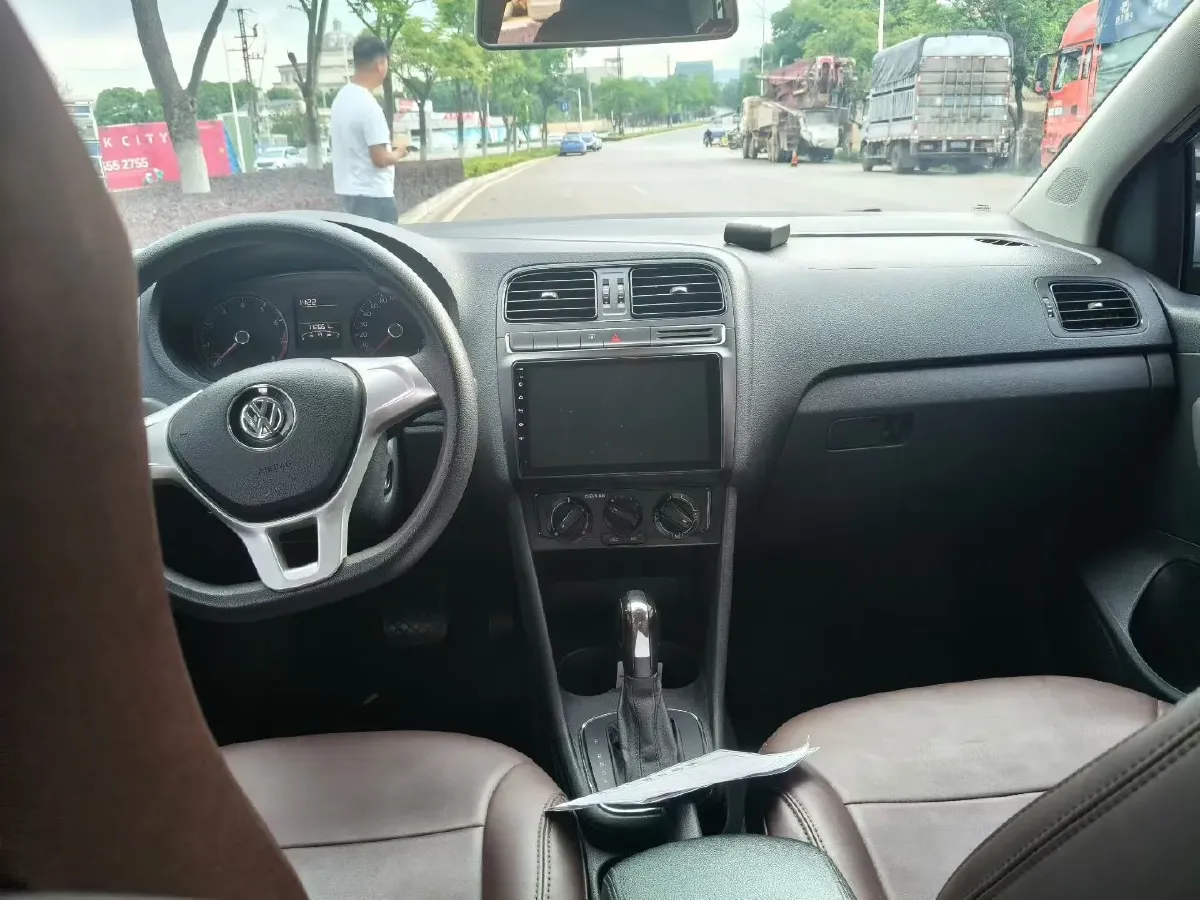 2016 Volkswagen Polo 1.4L 90HP L4 6AT,autocango,china used car exporter,china ev exporter,chinese used car exporter,chinese used ev exporter