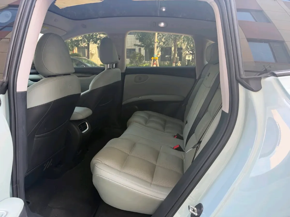 2023 IM LS6 BEV 90KWH,autocango,china used car exporter,china ev exporter,chinese used car exporter,chinese used ev exporter