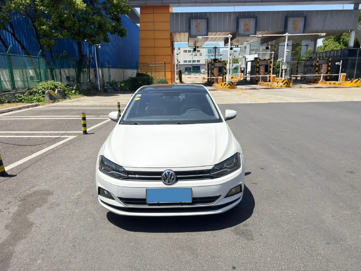 2019 Volkswagen Polo 1.5L 113HP L4 6AT,autocango,china used car exporter,china ev exporter,chinese used car exporter,chinese used ev exporter