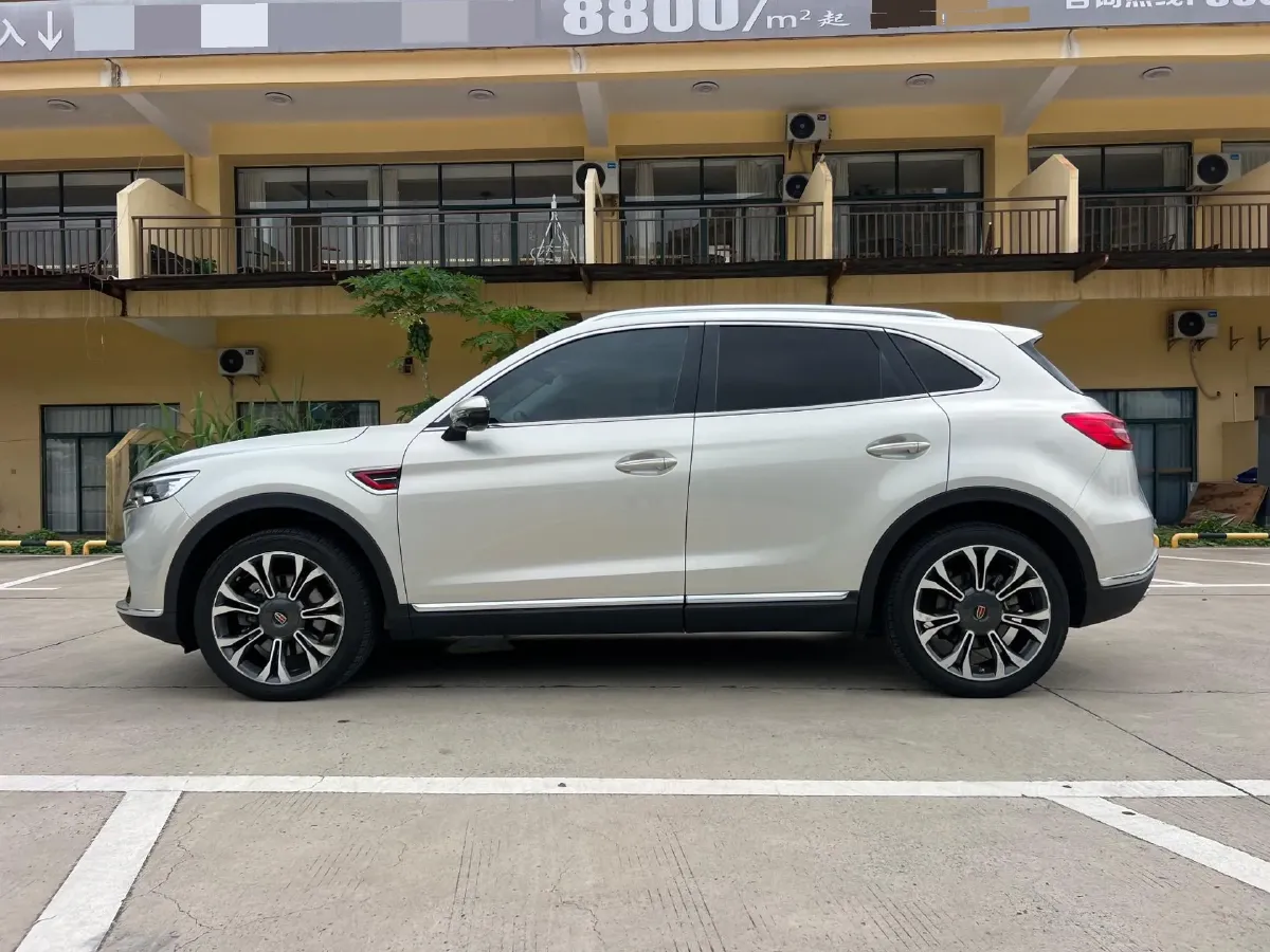 2019 HongQi HS5 2.0T 224HP L4 6AT,autocango,china used car exporter,china ev exporter,chinese used car exporter,chinese used ev exporter
