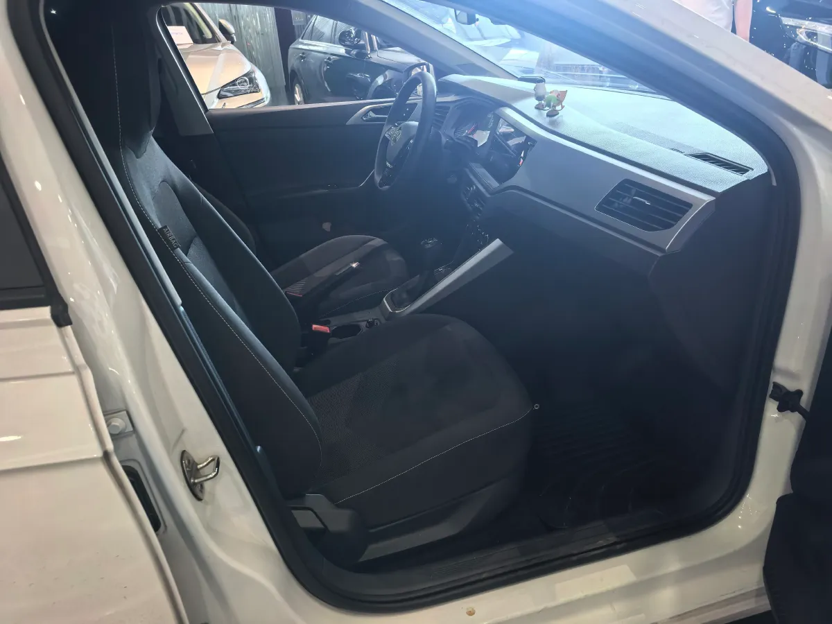 2021 Bestune T55 1.5T 169HP L4 7DCT,autocango,china used car exporter,china ev exporter,chinese used car exporter,chinese used ev exporter