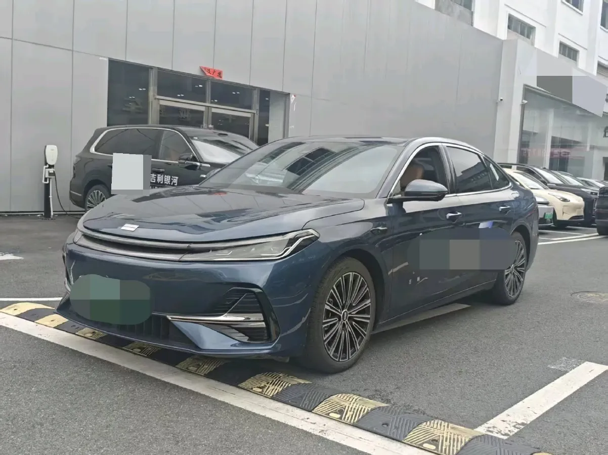 2025 Geely Galaxy A7 1.5L 112HP L4 1DHT PHEV,autocango,china used car exporter,china ev exporter,chinese used car exporter,chinese used ev exporter