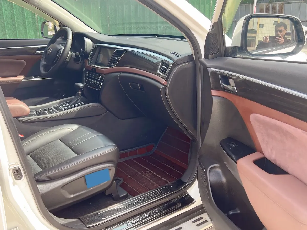 2019 GAC Trumpchi GS8 2.0T 252HP L4 6AT,autocango,china used car exporter,china ev exporter,chinese used car exporter,chinese used ev exporter