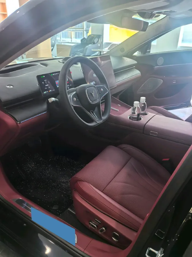 2026 Voyah ZhuiGuang L 1.5T 150HP L4 PHEV,autocango,china used car exporter,china ev exporter,chinese used car exporter,chinese used ev exporter