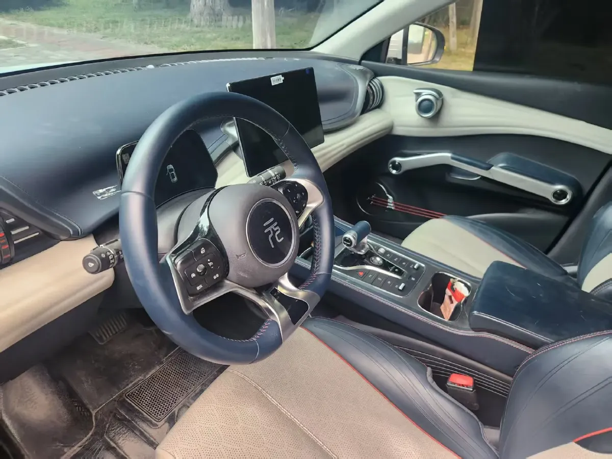 2022 Hycan Z03 BEV 64.23KWH,autocango,china used car exporter,china ev exporter,chinese used car exporter,chinese used ev exporter