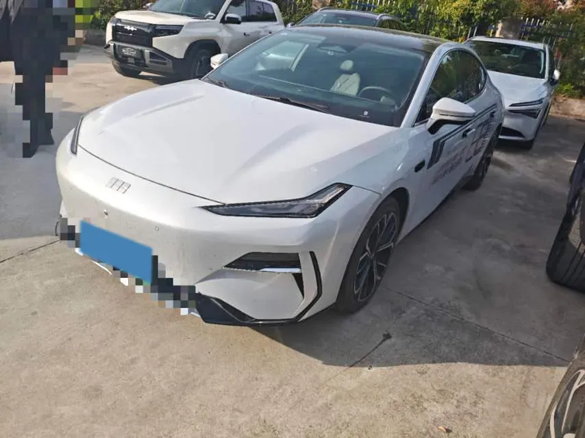 2025 Geely Galaxy E8 BEV 76KWH,autocango,china used car exporter,china ev exporter,chinese used car exporter,chinese used ev exporter