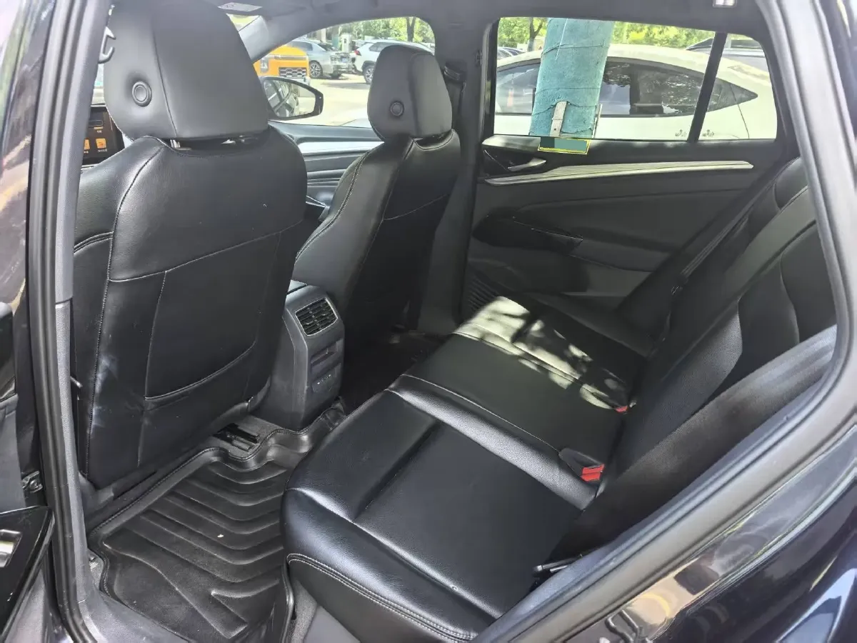 2021 Volkswagen ID.4 Crozz BEV 84.8KWH,autocango,china used car exporter,china ev exporter,chinese used car exporter,chinese used ev exporter