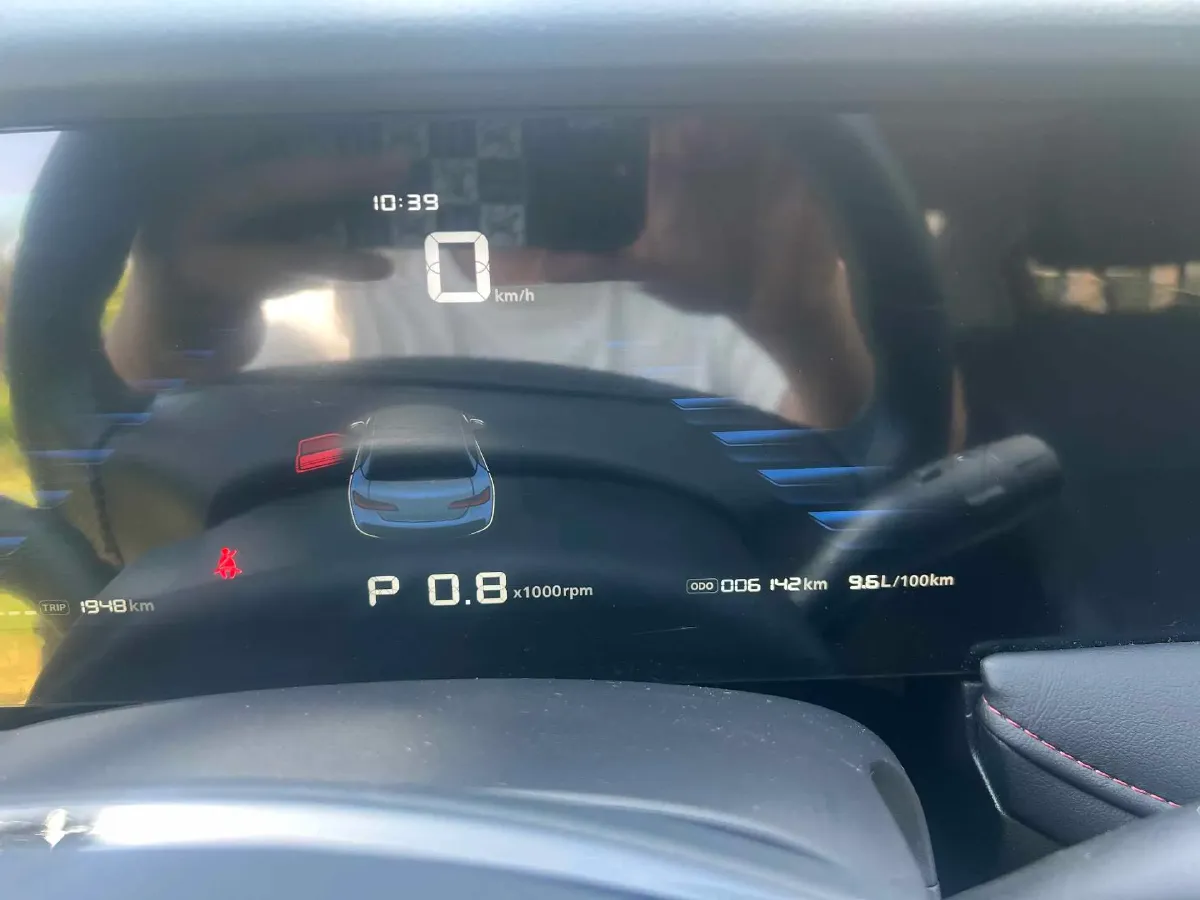 2023 Roewe i5 1.5L 129HP L4 CVT,autocango,china used car exporter,china ev exporter,chinese used car exporter,chinese used ev exporter