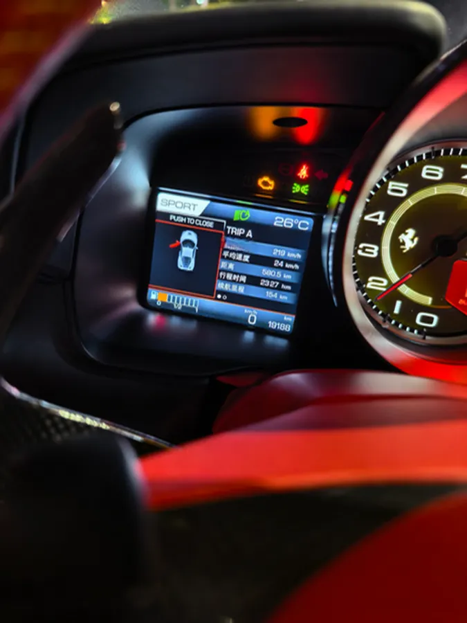 2019 Ferrari F8 3.9T 720HP V8 7DCT,autocango,china used car exporter,china ev exporter,chinese used car exporter,chinese used ev exporter