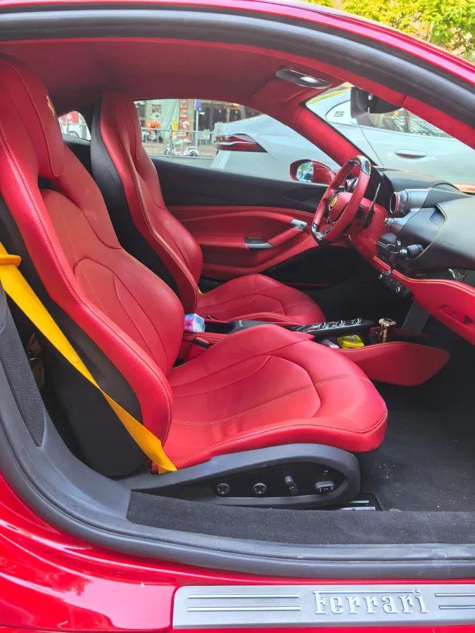 2019 Ferrari F8 3.9T 720HP V8 7DCT,autocango,china used car exporter,china ev exporter,chinese used car exporter,chinese used ev exporter