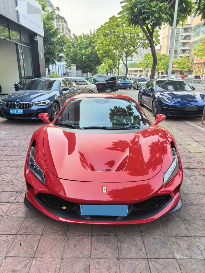 2019 Ferrari F8 3.9T 720HP V8 7DCT,autocango,china used car exporter,china ev exporter,chinese used car exporter,chinese used ev exporter