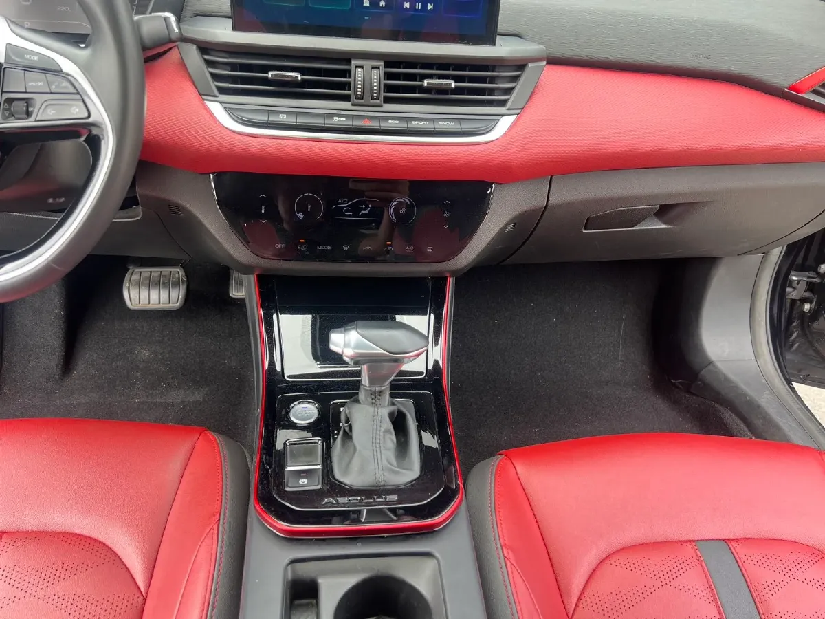 2021 DongFeng Aeolus YiXuan 1.5T 150HP L4 6DCT,autocango,china used car exporter,china ev exporter,chinese used car exporter,chinese used ev exporter