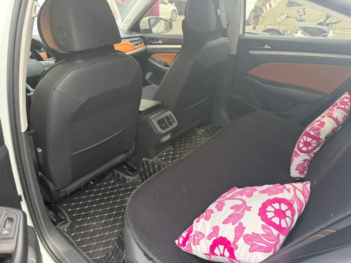 2023 Volkswagen Bora 1.2T 116HP L4 7DCT,autocango,china used car exporter,china ev exporter,chinese used car exporter,chinese used ev exporter