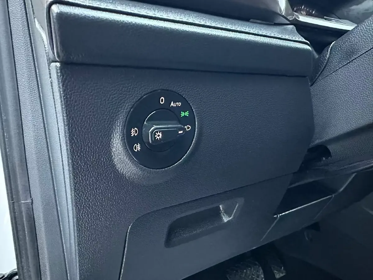 2021 Volkswagen Tharu 1.4T 150HP L4 7DCT,autocango,china used car exporter,china ev exporter,chinese used car exporter,chinese used ev exporter