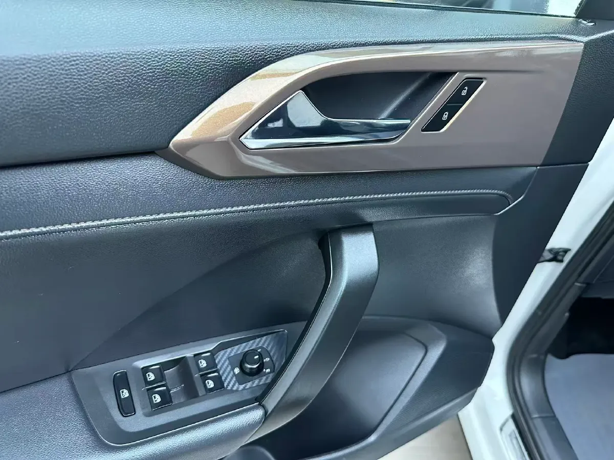 2021 Volkswagen Tharu 1.4T 150HP L4 7DCT,autocango,china used car exporter,china ev exporter,chinese used car exporter,chinese used ev exporter