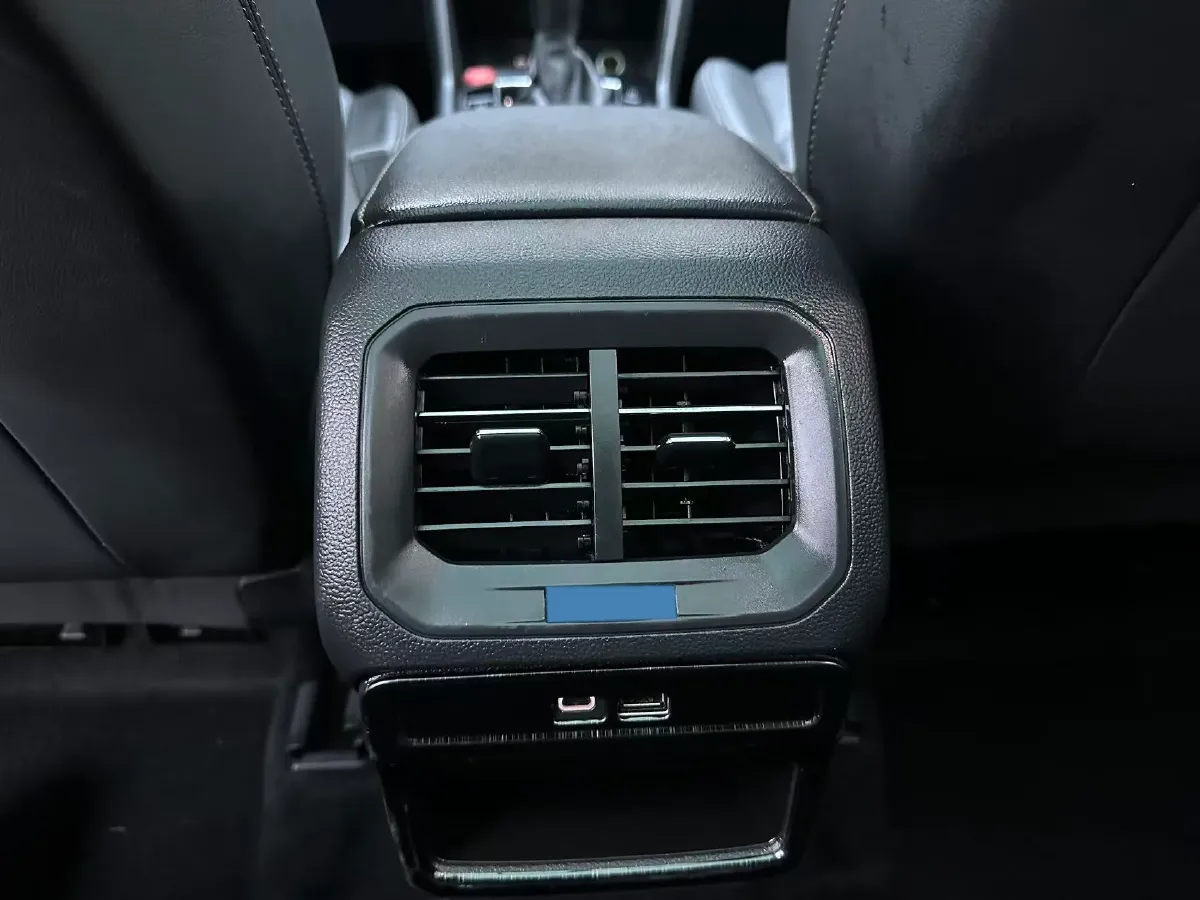 2021 Volkswagen Tharu 1.4T 150HP L4 7DCT,autocango,china used car exporter,china ev exporter,chinese used car exporter,chinese used ev exporter