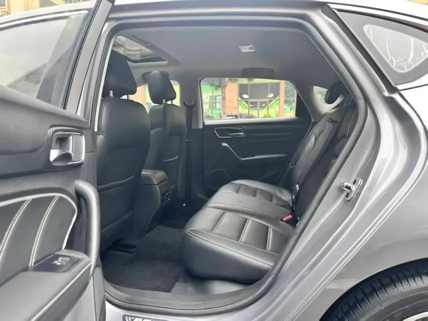 2019 MAXUS XinTu V80 2.5T 136HP L4 6AMT,autocango,china used car exporter,china ev exporter,chinese used car exporter,chinese used ev exporter