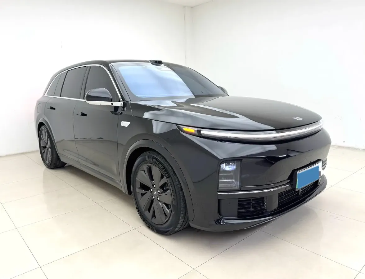 2025 Li L7 Range Extended 154HP REEV,autocango,china used car exporter,china ev exporter,chinese used car exporter,chinese used ev exporter