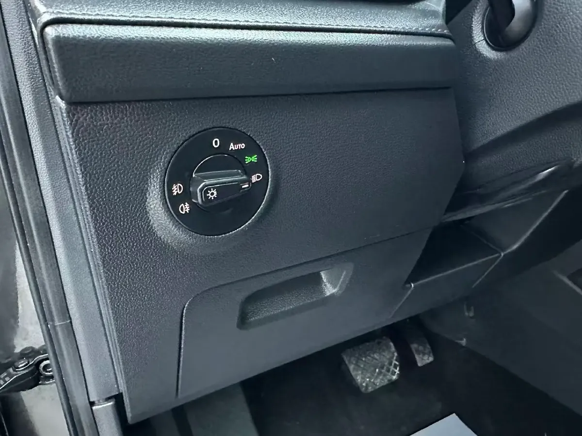 2022 Volkswagen Tharu 1.4T 150HP L4 7DCT,autocango,china used car exporter,china ev exporter,chinese used car exporter,chinese used ev exporter