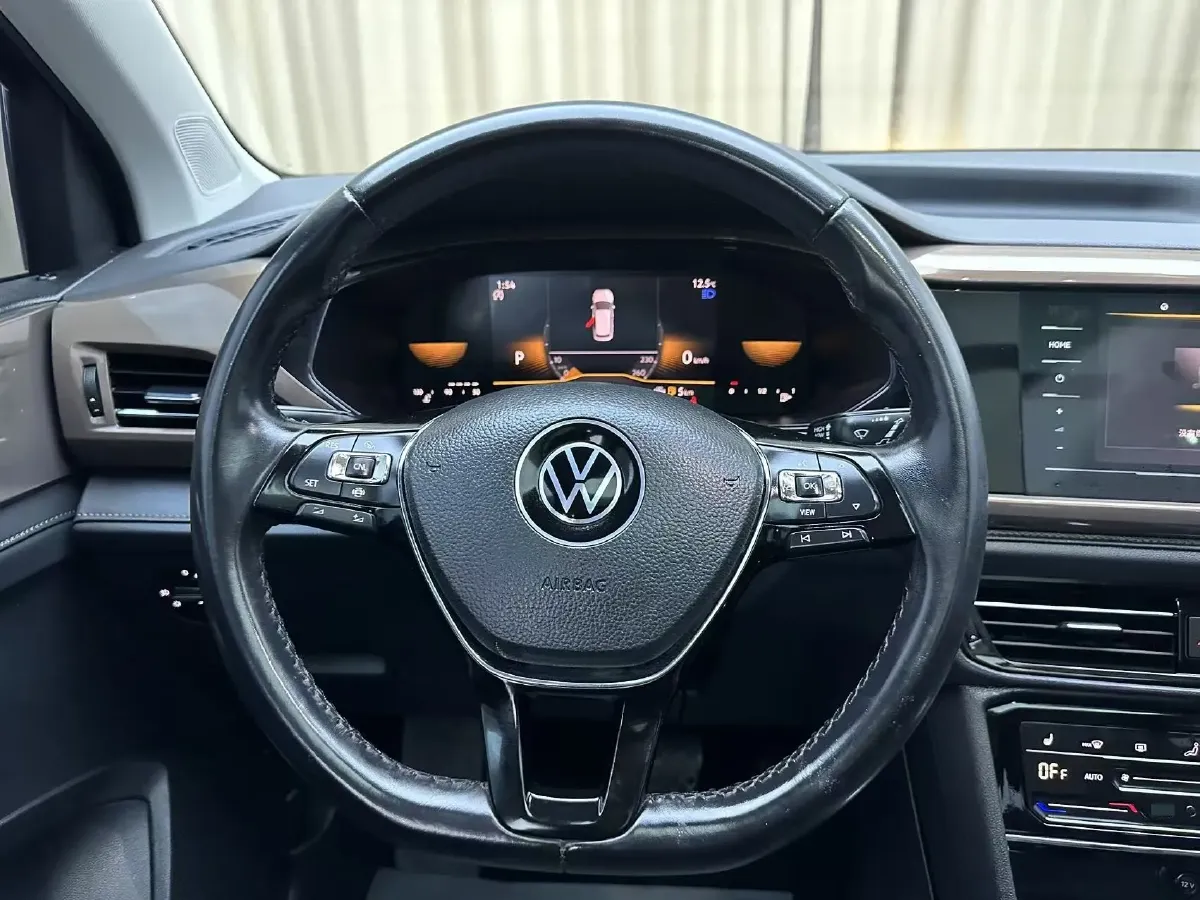 2022 Volkswagen Tharu 1.4T 150HP L4 7DCT,autocango,china used car exporter,china ev exporter,chinese used car exporter,chinese used ev exporter