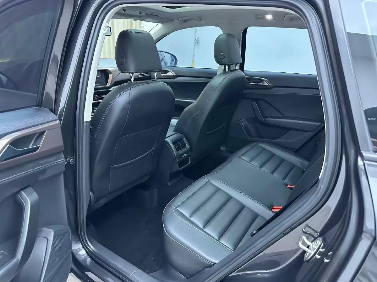 2022 Volkswagen Tharu 1.4T 150HP L4 7DCT,autocango,china used car exporter,china ev exporter,chinese used car exporter,chinese used ev exporter
