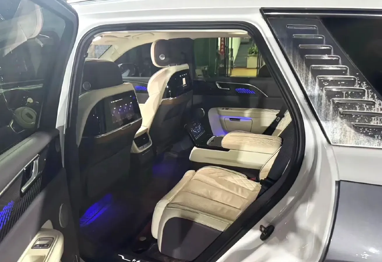 2022 HongQi E-HS9 BEV 120KWH,autocango,china used car exporter,china ev exporter,chinese used car exporter,chinese used ev exporter