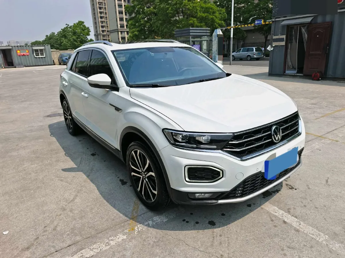 2022 Volkswagen T-Roc 1.4T 150HP L4 7DCT,autocango,china used car exporter,china ev exporter,chinese used car exporter,chinese used ev exporter