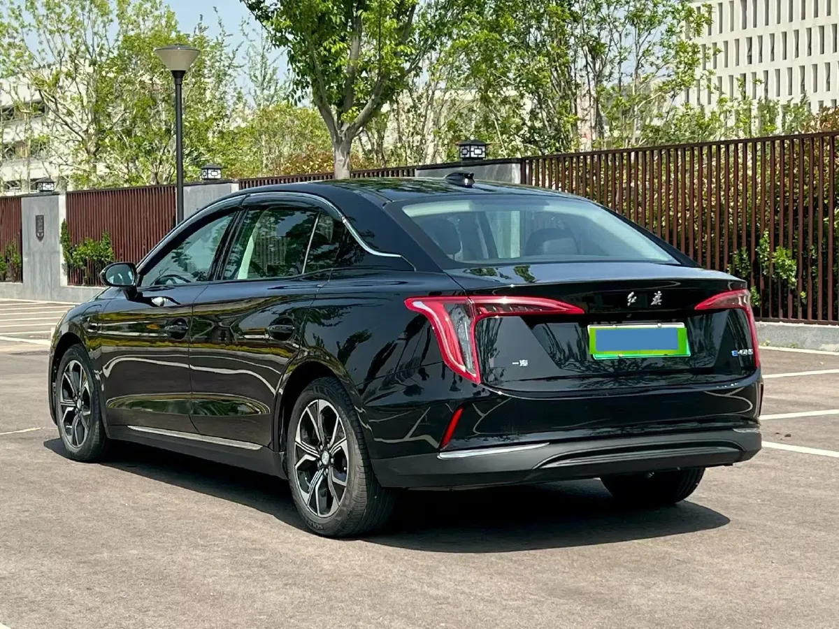 2023 HongQi E-QM5 BEV 54KWH,autocango,china used car exporter,china ev exporter,chinese used car exporter,chinese used ev exporter
