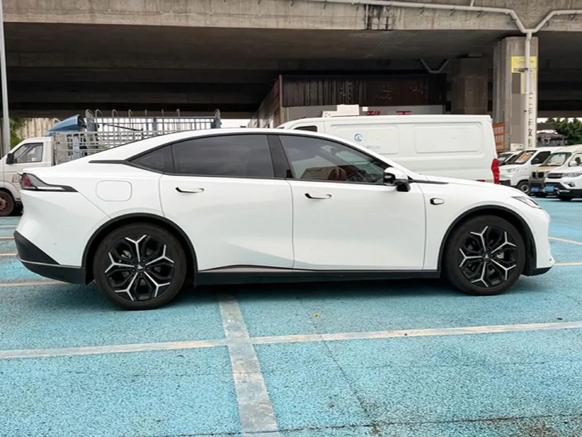2025 Deepal L07 1.5L 98HP L4 REEV 28.39KWH,autocango,china used car exporter,china ev exporter,chinese used car exporter,chinese used ev exporter