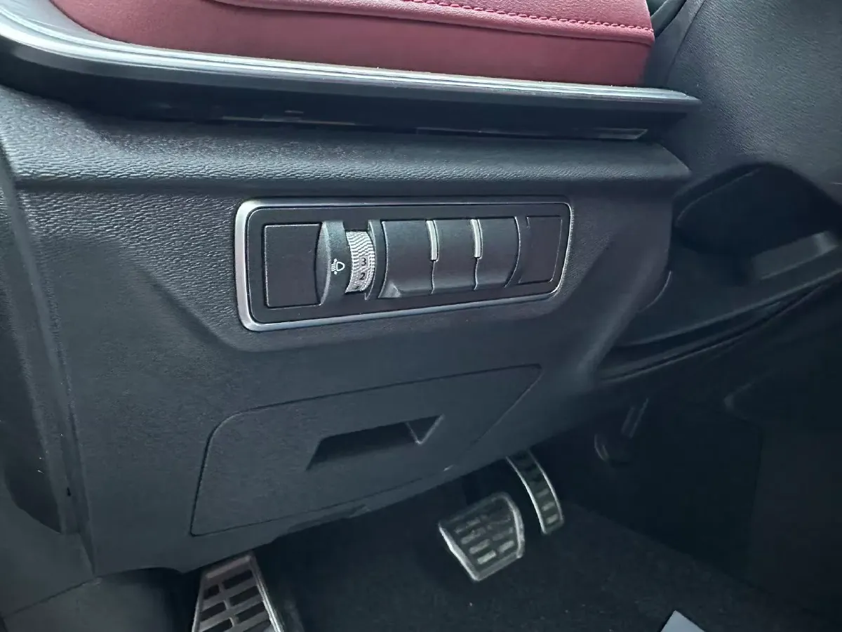 2021 Jetour X70 Plus 1.5T 156HP L4 6DCT,autocango,china used car exporter,china ev exporter,chinese used car exporter,chinese used ev exporter