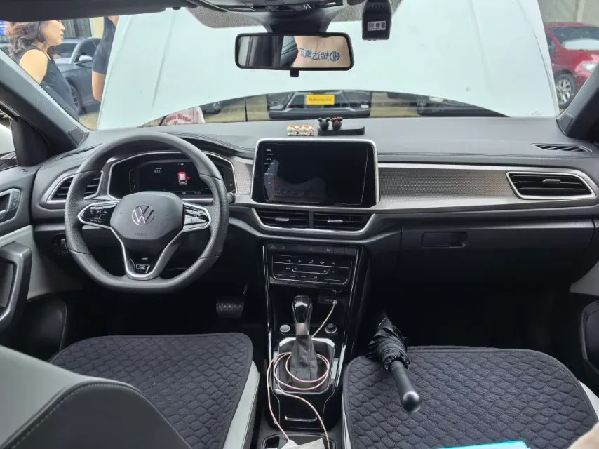 2026 Volkswagen T-Roc 1.5T 160HP L4 7DCT,autocango,china used car exporter,china ev exporter,chinese used car exporter,chinese used ev exporter