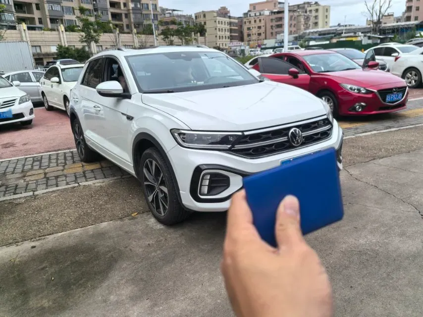 2026 Volkswagen T-Roc 1.5T 160HP L4 7DCT,autocango,china used car exporter,china ev exporter,chinese used car exporter,chinese used ev exporter