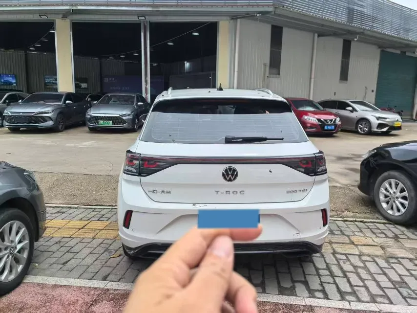2026 Volkswagen T-Roc 1.5T 160HP L4 7DCT,autocango,china used car exporter,china ev exporter,chinese used car exporter,chinese used ev exporter