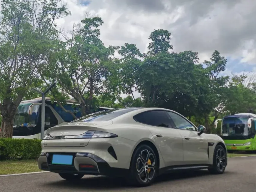 2024 MI SU7 BEV 94.3KWH,autocango,china used car exporter,china ev exporter,chinese used car exporter,chinese used ev exporter