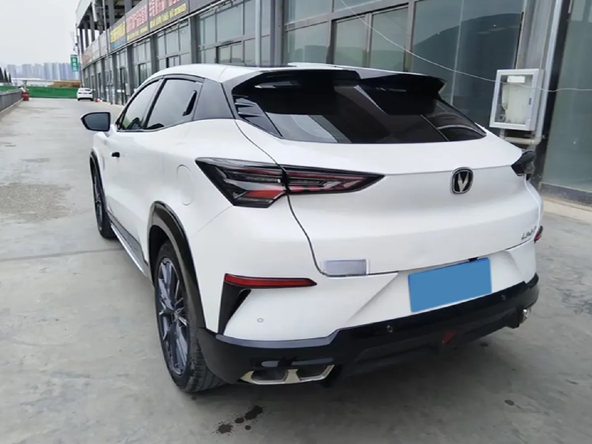 2023 ChangAn UNI-T 1.5T 188HP L4 7DCT,autocango,china used car exporter,china ev exporter,chinese used car exporter,chinese used ev exporter