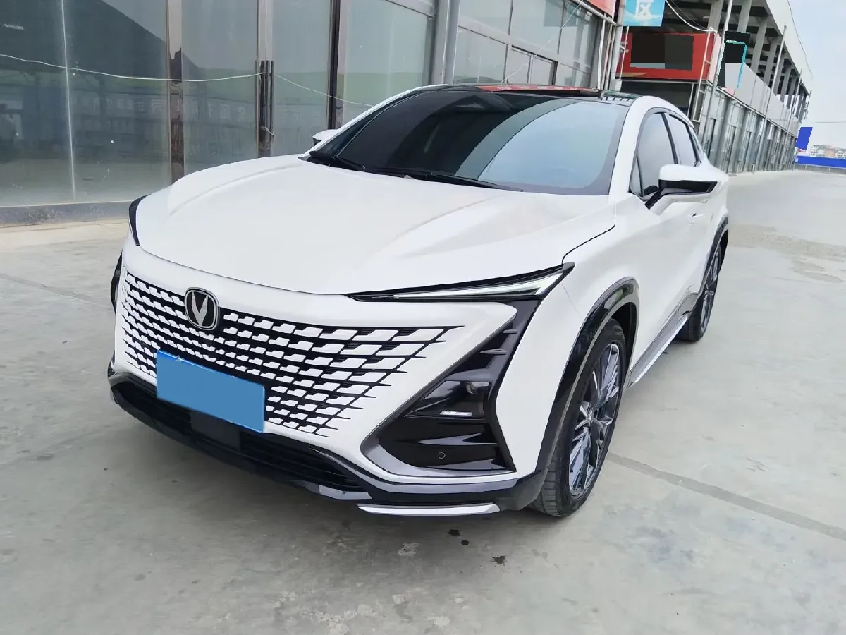 2023 ChangAn UNI-T 1.5T 188HP L4 7DCT,autocango,china used car exporter,china ev exporter,chinese used car exporter,chinese used ev exporter