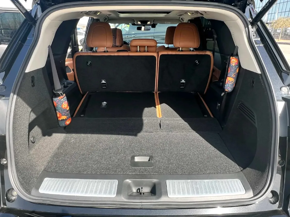 2024 Infiniti QX60 2.0T 252HP L4 9AT,autocango,china used car exporter,china ev exporter,chinese used car exporter,chinese used ev exporter