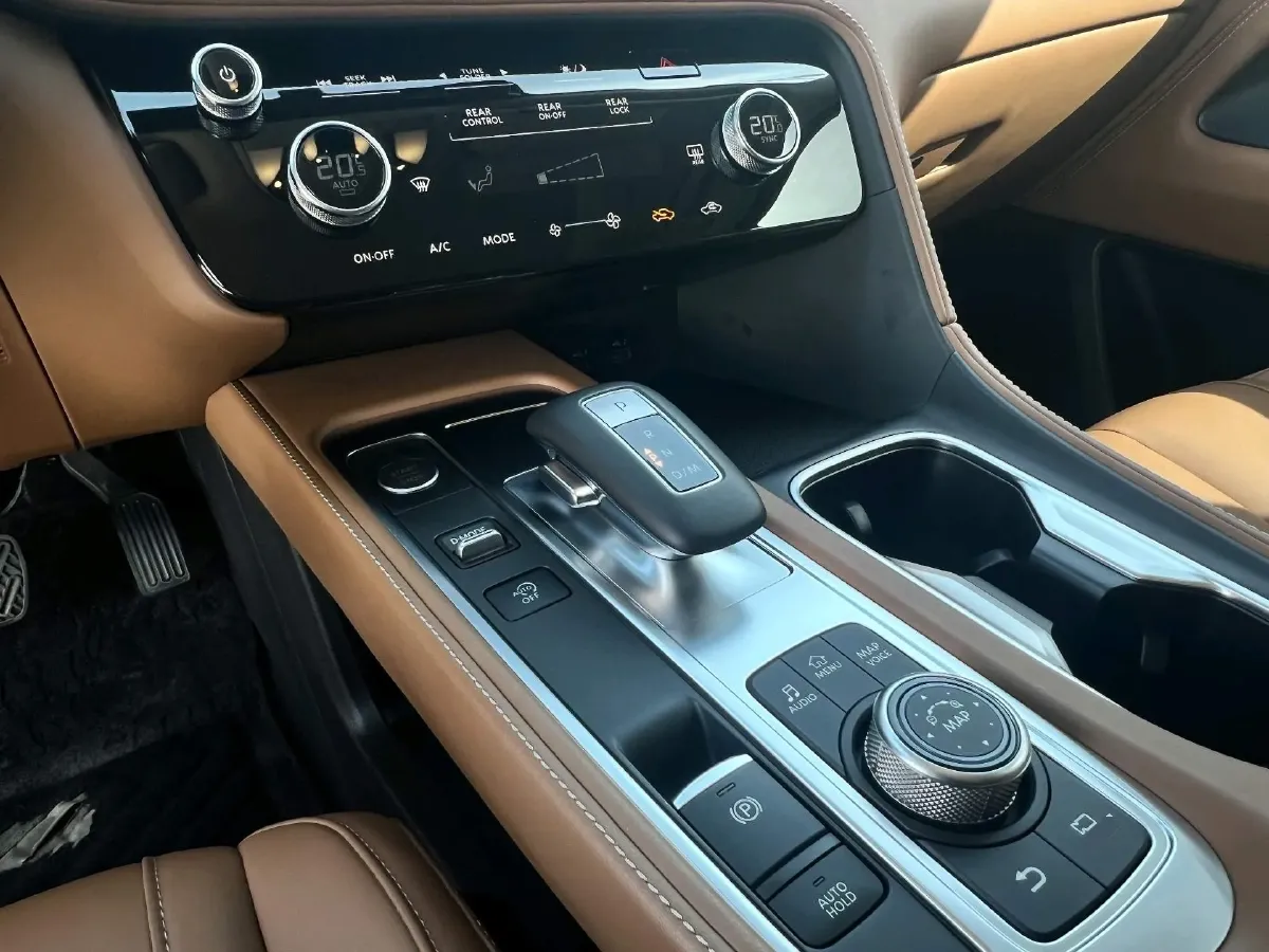 2024 Infiniti QX60 2.0T 252HP L4 9AT,autocango,china used car exporter,china ev exporter,chinese used car exporter,chinese used ev exporter